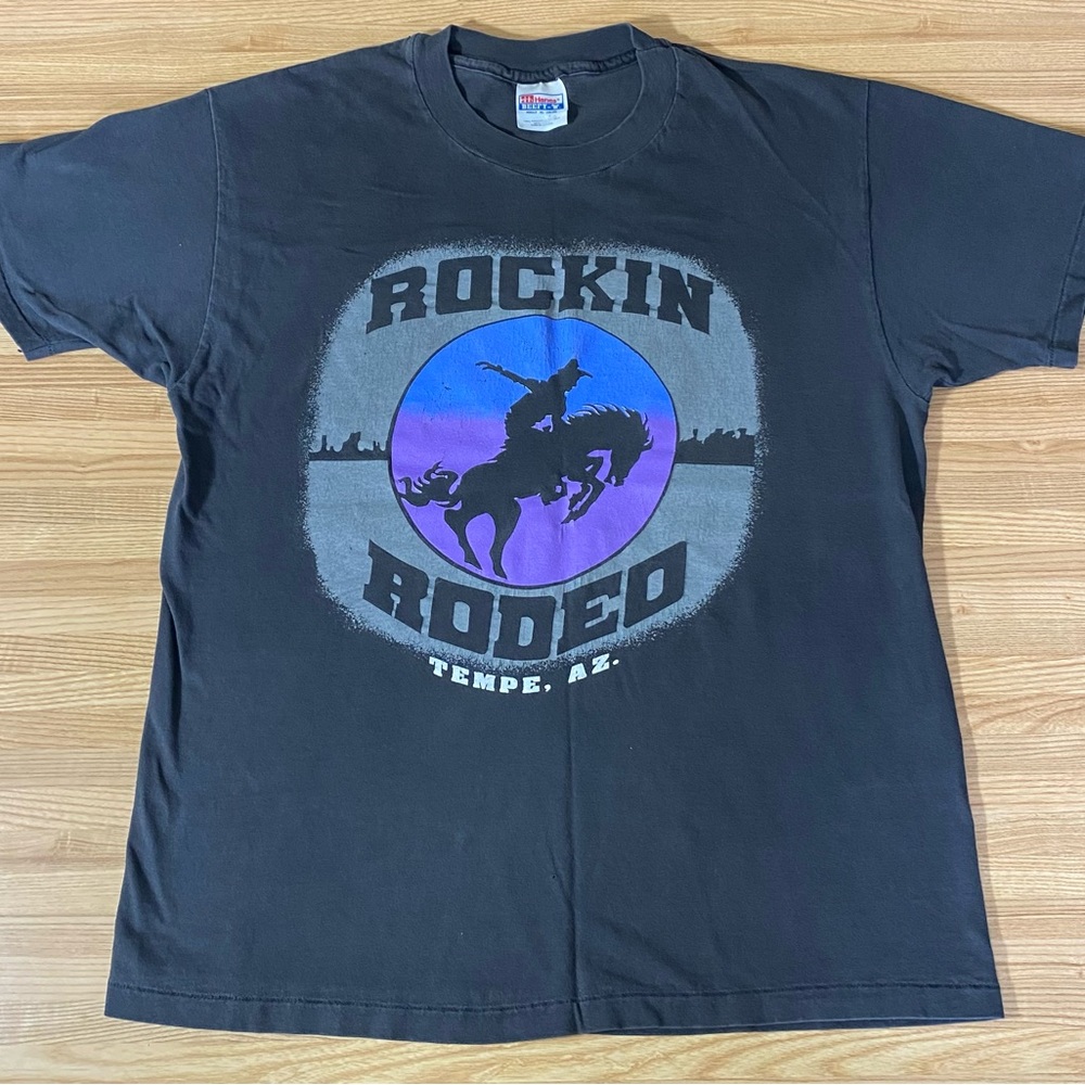 Vintage Single Stitch Rockin Rodeo Tempe, AZ. T-shirt